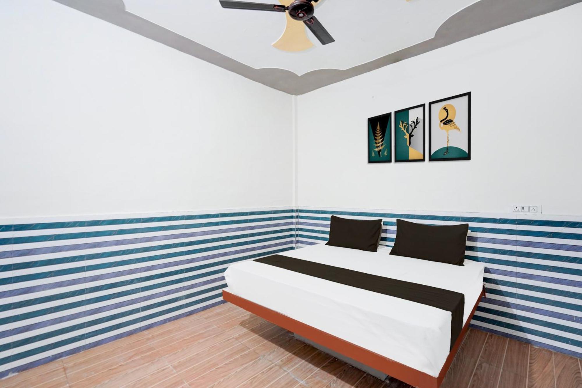 Hotel O Golden Bird Νόιντα Εξωτερικό φωτογραφία